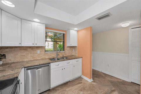 Condo in Clearwater, Florida, 2 bedrooms  № 1641005 - photo 20