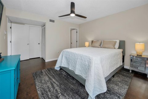 Condo in Clearwater, Florida, 2 bedrooms  № 1641005 - photo 25