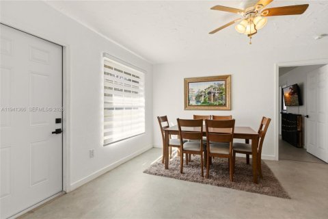 Casa en venta en Sebring, Florida, 4 dormitorios, 230.21 m2 № 2000970 - foto 7