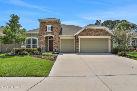 Villa ou maison à vendre à Jacksonville, Floride: 4 chambres, 304.35 m2 № 766503 - photo 1