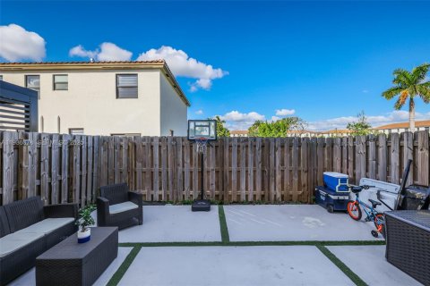 House in Homestead, Florida 3 bedrooms, 169.73 sq.m. № 1994079 - photo 27