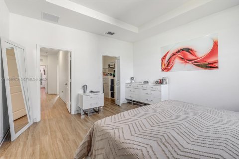 House in Homestead, Florida 3 bedrooms, 169.73 sq.m. № 1994079 - photo 17