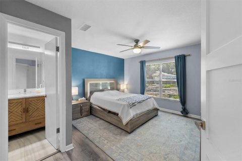 Villa ou maison à vendre à Tampa, Floride: 4 chambres, 147.99 m2 № 2436856 - photo 7