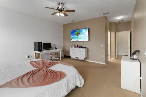 House in Kissimmee, Florida 5 bedrooms, 215.9 sq.m. № 1905039 - photo 25