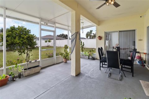 House in Kissimmee, Florida 5 bedrooms, 215.9 sq.m. № 1905039 - photo 29