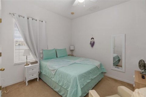 House in Kissimmee, Florida 5 bedrooms, 215.9 sq.m. № 1905039 - photo 17