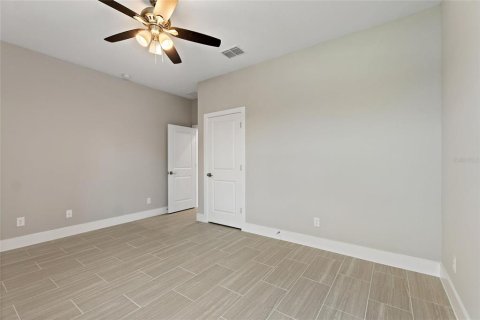 House in North Port, Florida 4 bedrooms, 185.8 sq.m. № 2285707 - photo 22