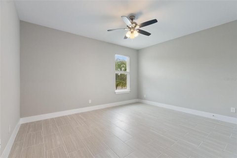 House in North Port, Florida 4 bedrooms, 185.8 sq.m. № 2285707 - photo 18