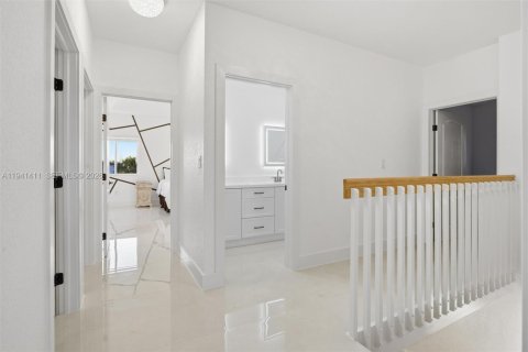 Villa ou maison à vendre à Miami, Floride: 4 chambres, 217.21 m2 № 1998422 - photo 19