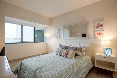 Condominio en venta en Miami, Florida, 2 dormitorios, 106.93 m2 № 2376482 - foto 9
