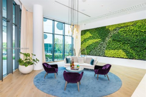 Condominio en venta en Miami, Florida, 2 dormitorios, 106.93 m2 № 2376482 - foto 16