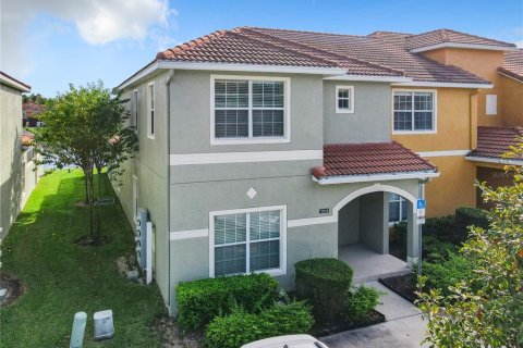 Touwnhouse à vendre à Kissimmee, Floride: 5 chambres, 188.03 m2 № 2108851 - photo 3