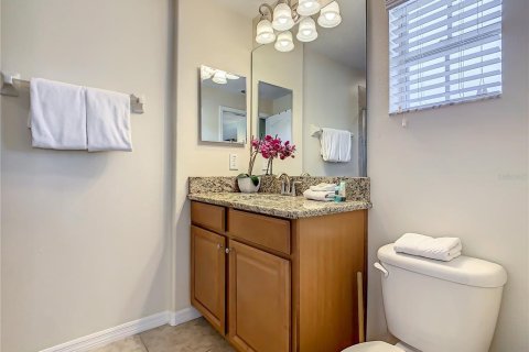 Touwnhouse à vendre à Kissimmee, Floride: 5 chambres, 188.03 m2 № 2108851 - photo 12