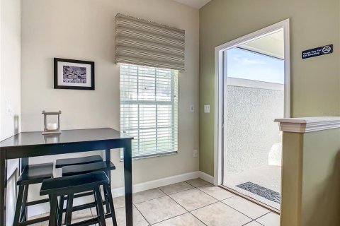 Touwnhouse à vendre à Kissimmee, Floride: 5 chambres, 188.03 m2 № 2108851 - photo 8