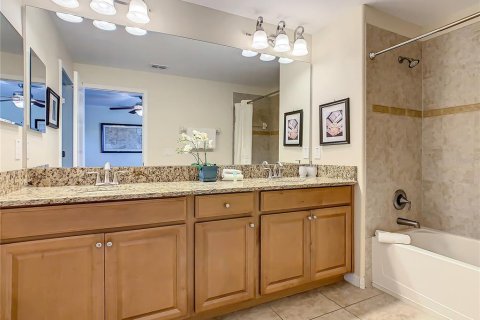 Touwnhouse à vendre à Kissimmee, Floride: 5 chambres, 188.03 m2 № 2108851 - photo 19