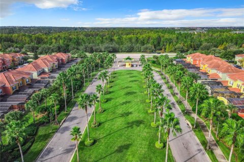 Touwnhouse à vendre à Kissimmee, Floride: 5 chambres, 188.03 m2 № 2108851 - photo 29