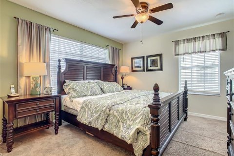 Touwnhouse à vendre à Kissimmee, Floride: 5 chambres, 188.03 m2 № 2108851 - photo 13