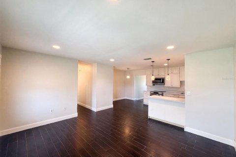 Villa ou maison à vendre à Mulberry, Floride: 3 chambres, 151.9 m2 № 2280131 - photo 3