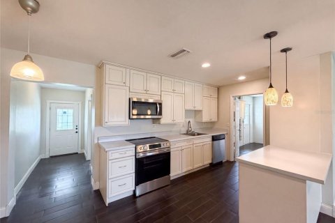 Villa ou maison à vendre à Mulberry, Floride: 3 chambres, 151.9 m2 № 2280131 - photo 13