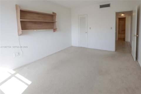 Condominio en venta en Miami Shores, Florida, 2 dormitorios, 107.21 m2 № 2030118 - foto 22