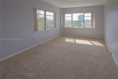 Condominio en venta en Miami Shores, Florida, 2 dormitorios, 107.21 m2 № 2030118 - foto 19