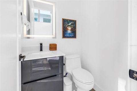 Casa en venta en Sarasota, Florida, 4 dormitorios, 289.58 m2 № 2233724 - foto 10