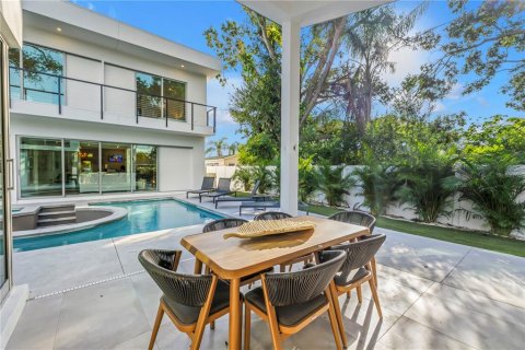 Casa en venta en Sarasota, Florida, 4 dormitorios, 289.58 m2 № 2233724 - foto 5