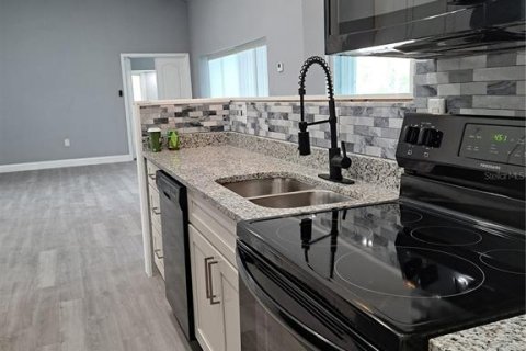 Купить виллу или дом в Энглвуд, Флорида 3 комнаты, 170.38м2, № 1578168 - фото 17