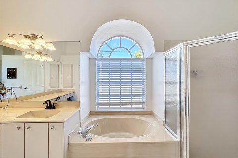 Casa en venta en Port St. Lucie, Florida, 3 dormitorios, 162.39 m2 № 2077709 - foto 15