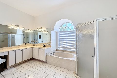 Casa en venta en Port St. Lucie, Florida, 3 dormitorios, 162.39 m2 № 2077709 - foto 13