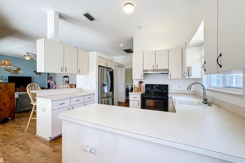 Casa en venta en Port St. Lucie, Florida, 3 dormitorios, 162.39 m2 № 2077709 - foto 7