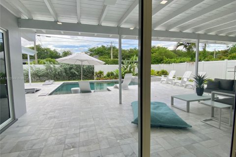 House in Hollywood, Florida 3 bedrooms, 144.65 sq.m. № 1936980 - photo 21