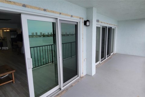 Купить виллу или дом в Ривьера-Бич, Флорида 2 спальни, 133.78м2, № 1920780 - фото 20