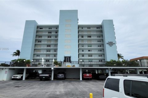 Купить виллу или дом в Ривьера-Бич, Флорида 2 спальни, 133.78м2, № 1920780 - фото 1