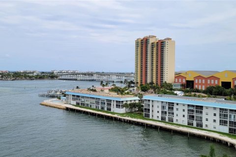 Купить виллу или дом в Ривьера-Бич, Флорида 2 спальни, 133.78м2, № 1920780 - фото 19