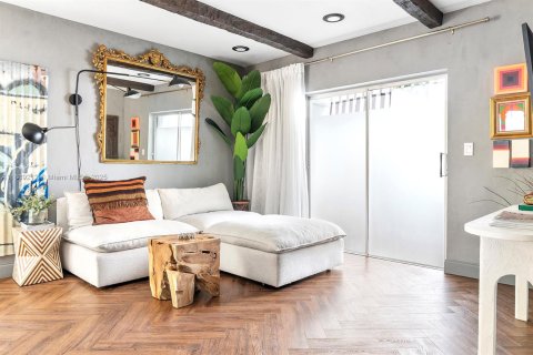 Copropriété à vendre à Miami Beach, Floride: 1 chambre, 63.45 m2 № 1944976 - photo 8