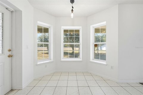 House in Eustis, Florida 3 bedrooms, 172.8 sq.m. № 2112372 - photo 15