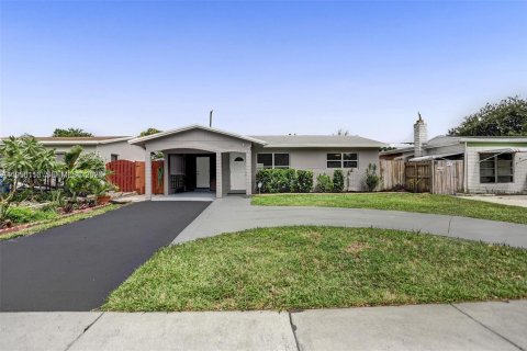Дом в Окленд-Парк, Флорида 2 спальни, 92.81м2 № 2005439