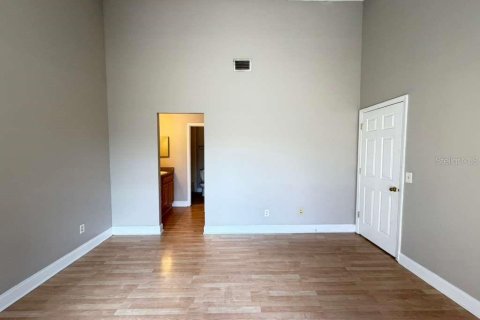 Condo in Orlando, Florida, 3 bedrooms  № 2102846 - photo 12