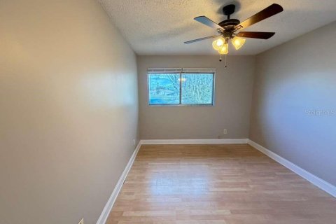 Condo in Orlando, Florida, 3 bedrooms  № 2102846 - photo 18