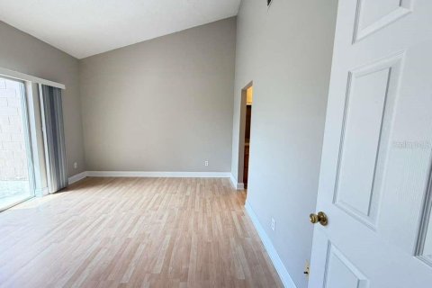 Condo in Orlando, Florida, 3 bedrooms  № 2102846 - photo 10