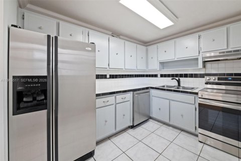 Снять в аренду кондоминиум в Майами, Флорида 2 спальни, 105.44м2, № 2002100 - фото 11