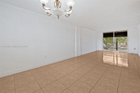 Снять в аренду кондоминиум в Майами, Флорида 2 спальни, 105.44м2, № 2002100 - фото 5