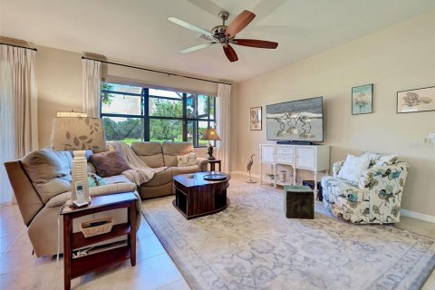 Villa ou maison à vendre à Venice, Floride: 2 chambres, 154.31 m2 № 2431612 - photo 3