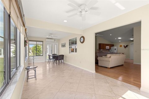 Casa en venta en The Villages, Florida, 2 dormitorios, 129.41 m2 № 1795009 - foto 14