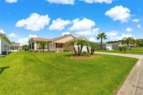Casa en venta en The Villages, Florida, 2 dormitorios, 129.41 m2 № 1795009 - foto 2