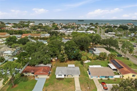 House in Dunedin, Florida 2 bedrooms, 83.98 sq.m. № 2200257 - photo 27