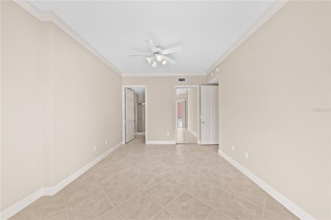 Condo in Daytona Beach, Florida, 3 bedrooms  № 2214735 - photo 13