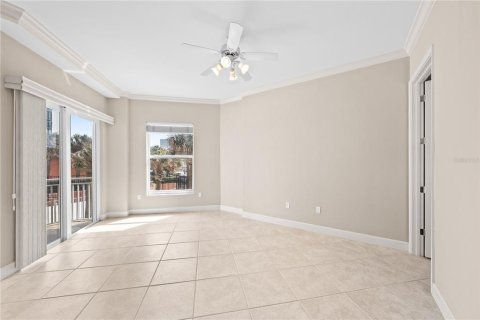 Condo in Daytona Beach, Florida, 3 bedrooms  № 2214735 - photo 10