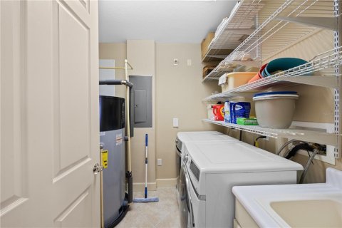 Condo in Daytona Beach, Florida, 3 bedrooms  № 2214735 - photo 22